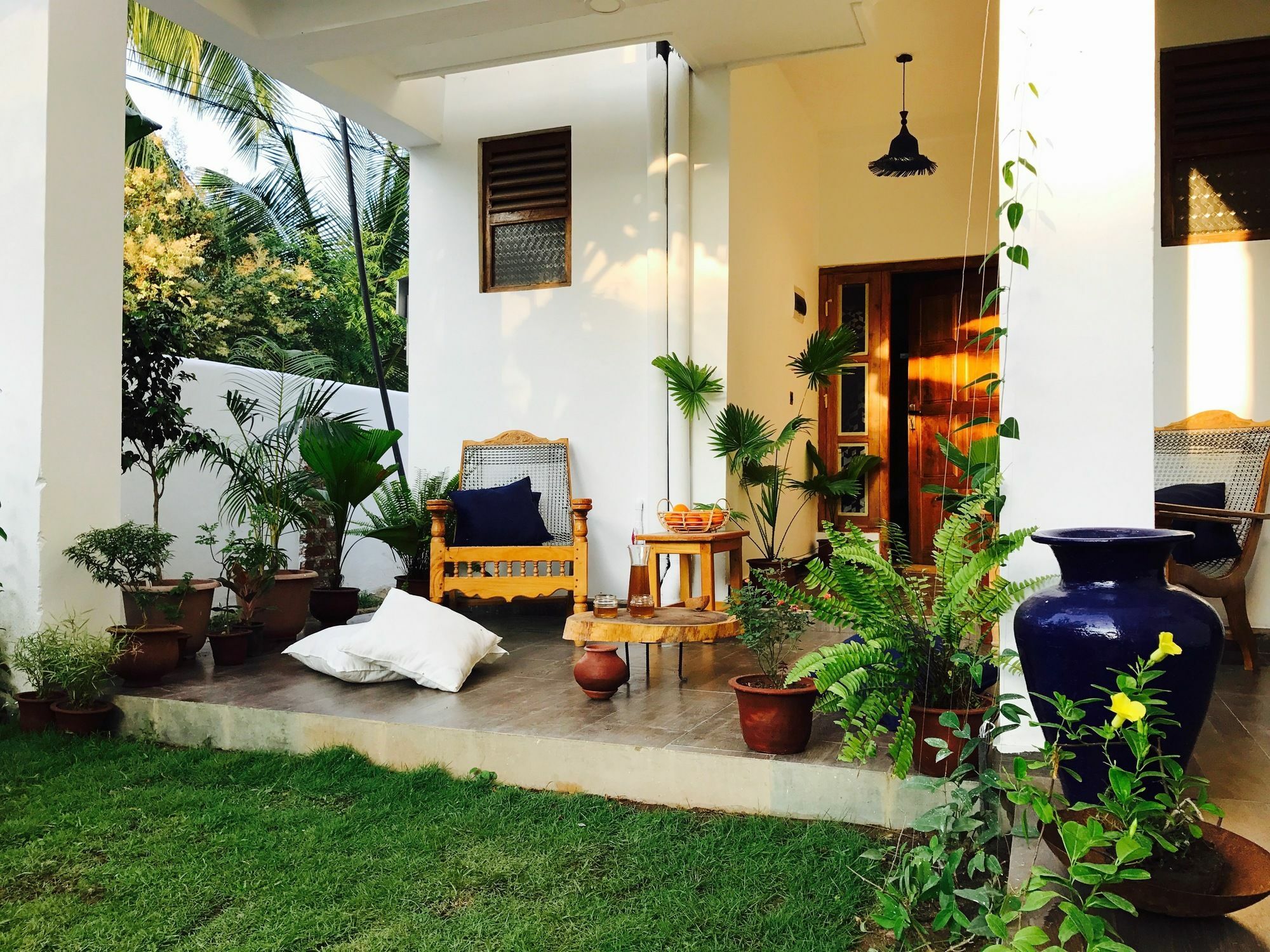 Moxy Bay Arugambay Hotell Arugam Bay Exteriör bild